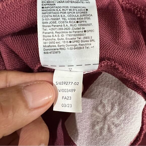 NWOT! Athleta Color Block Pink/Plumb Sweatshirt Loose Fit Women’s Size Small - Picture 10 of 12